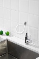 Смеситель для кухни BELZ B809 B73809-8 с гибким изливом, хром