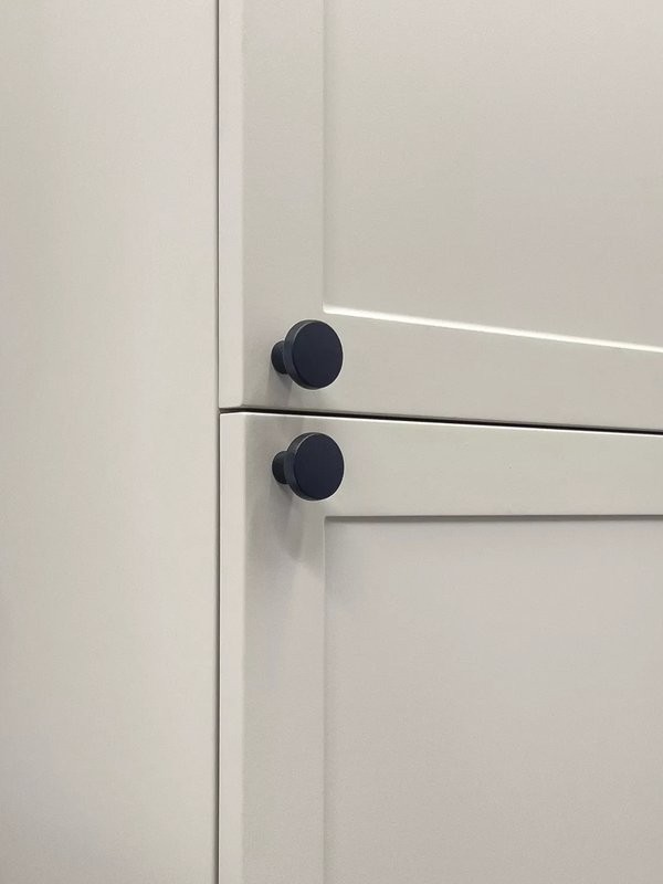 Шкаф-пенал для ванной Comforty Ереван 40 подвесной, серый шелк