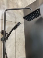 Душевая стойка AltroBagno Lamberto AltroBagnoLamberto030418MB матовая черная Душевая стойка AltroBagno Lamberto AltroBagnoLamberto030418MB матовая черная