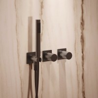 Душевой комплект Vincea Альто VSFW-6AL1GM С ВНУТРЕННЕЙ ЧАСТЬЮ, вороненая сталь