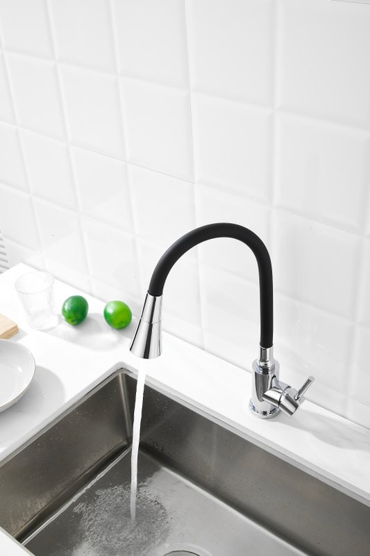 Смеситель для кухни BELZ B809 B74809 с гибким изливом, хром