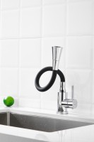 Смеситель для кухни BELZ B809 B74809 с гибким изливом, хром Смеситель для кухни BELZ B809 B74809 с гибким изливом, хром