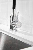 Смеситель для кухни BELZ B809 B74809 с гибким изливом, хром Смеситель для кухни BELZ B809 B74809 с гибким изливом, хром