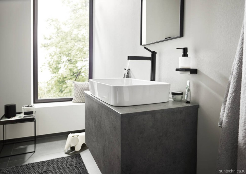 Смеситель для раковины Hansgrohe Finoris 260 76070670 матовый черный