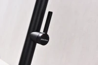 Смеситель для кухни Paulmark Leader Le214101-AN с гибким изливом, антрацит