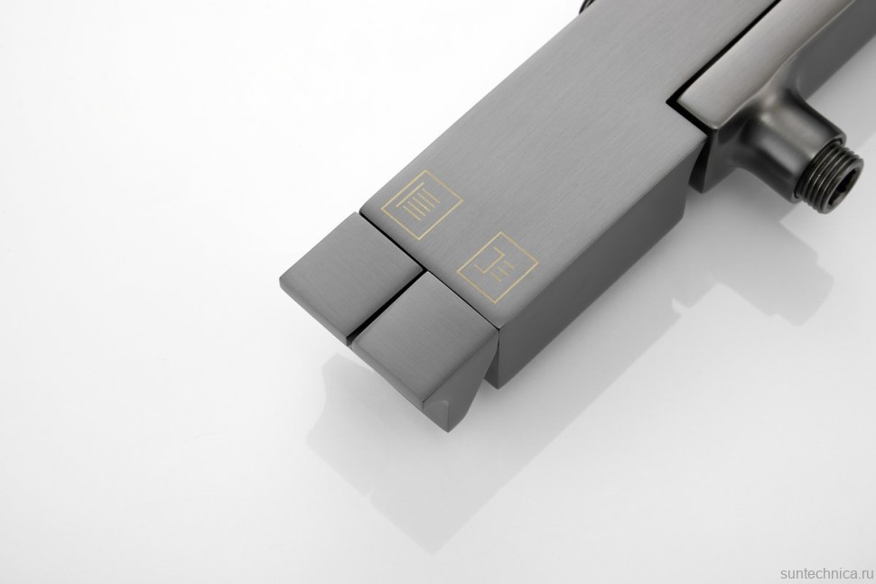 Душевая стойка BELZ B658 B24658-3 оружейная сталь