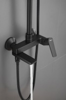 Душевая стойка BELZ B715 B24715-7 матовая черная