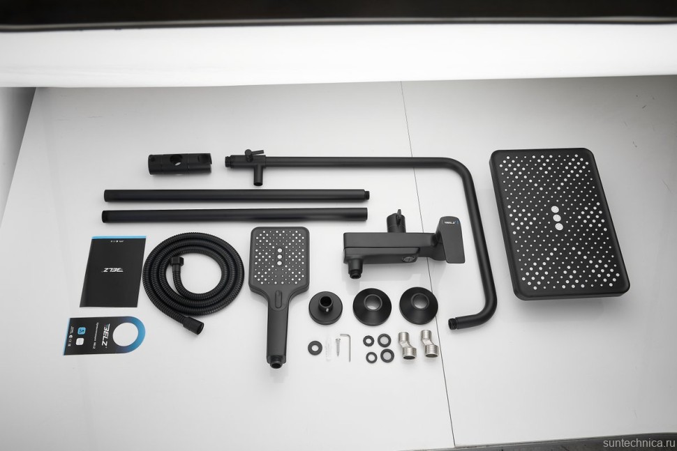 Душевая стойка BELZ B715 B24715-7 матовая черная