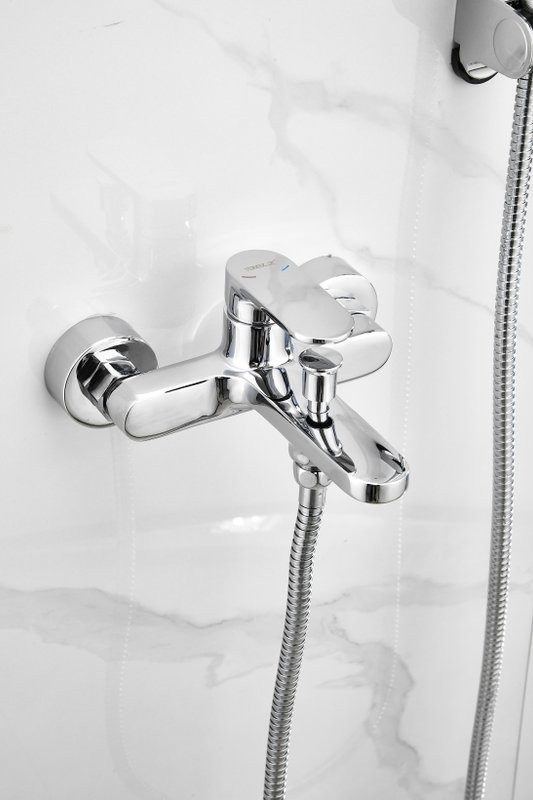 Смеситель для ванны с душем BELZ B713 B61713 хром