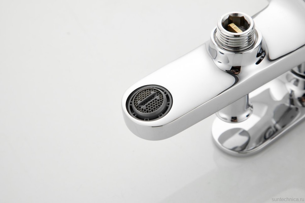 Смеситель для ванны с душем BELZ B713 B61713 хром