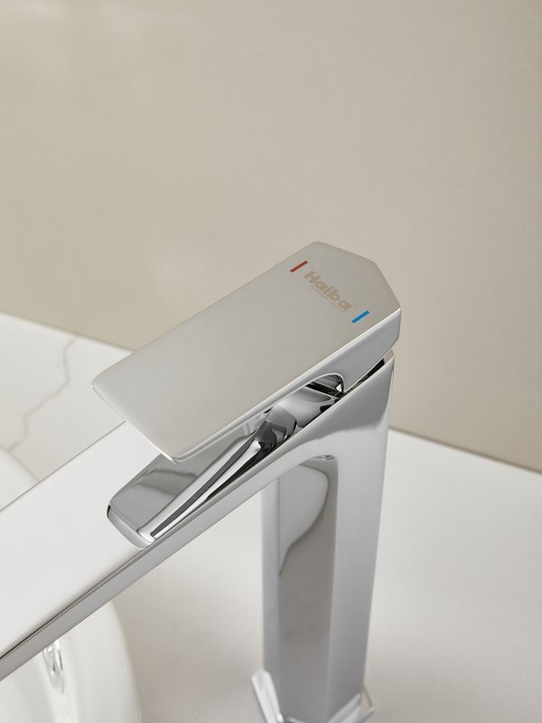 Смеситель для раковины Haiba HB11726 хром