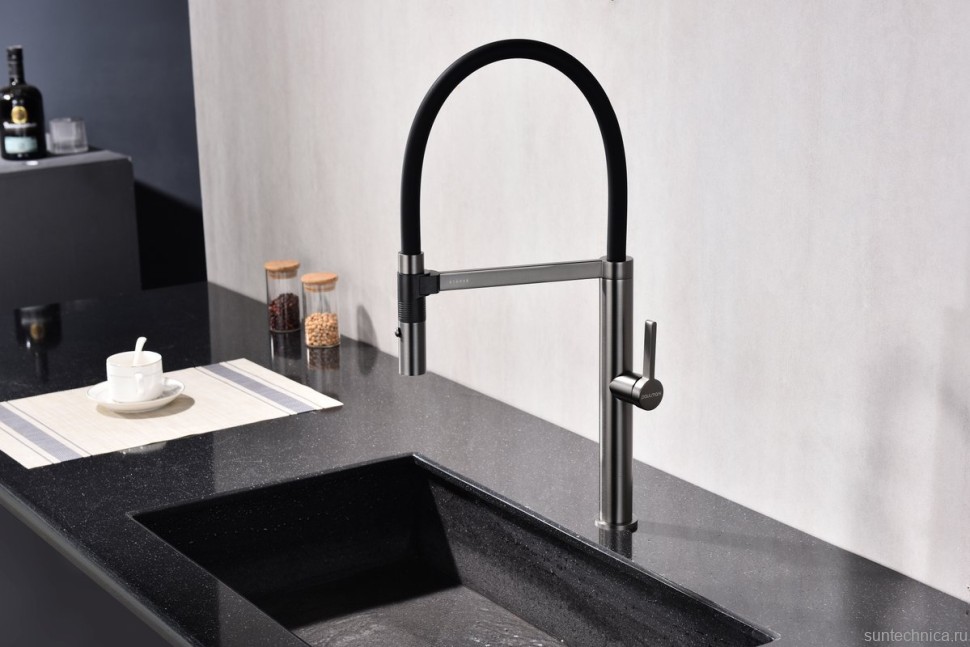 Смеситель для кухни Paulmark Leader Le214101-GM с гибким изливом, вороненая сталь