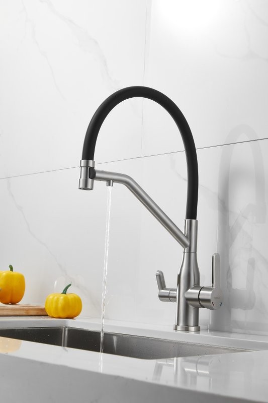 Смеситель для кухни BELZ B815 B78815-1 с гибким изливом, сатин