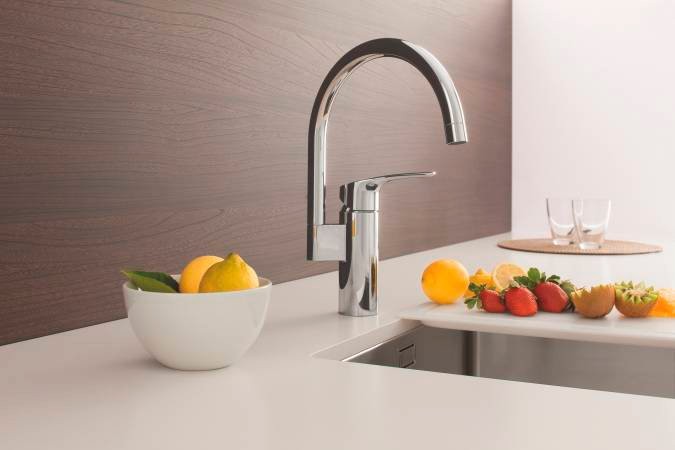 Смеситель для кухни Grohe Eurosmart 33202003
