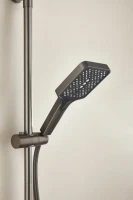 Душевая стойка BELZ B715 B24715-3 оружейная сталь Душевая стойка BELZ B715 B24715-3 оружейная сталь