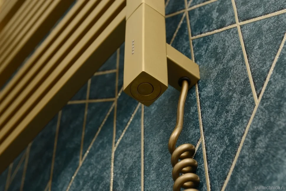 Полотенцесушитель электрический Сунержа Модус 3.1 32-5901-8050 90x55 см, подключение справа, золотой шелк, лесенка
