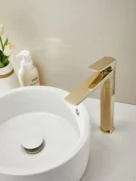 Смеситель для раковины Haiba HB11726-5 золото Смеситель для раковины Haiba HB11726-5 золото