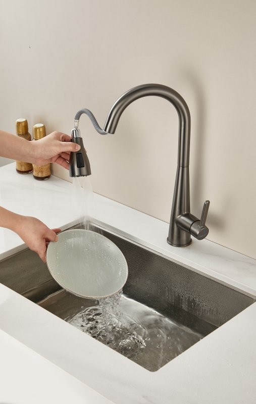 Смеситель для кухни BELZ B816 B74816-3 оружейная сталь