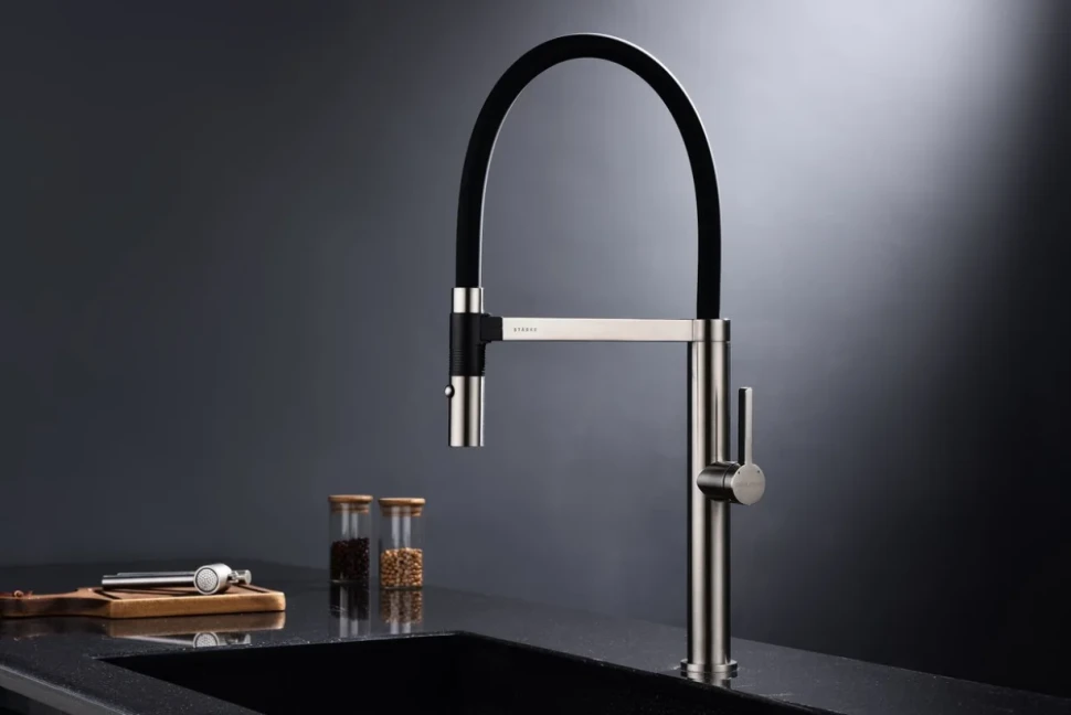 Смеситель для кухни Paulmark Leader Le214101-BS с гибким изливом, брашированная сталь