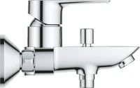 Смеситель для ванны с душем Grohe BauLoop 23602001 хром Смеситель для ванны с душем Grohe BauLoop 23602001 хром