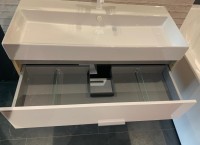Мебель для ванной комнаты Jacob Delafon Vivienne 100 дуб давос, белая блестящая, раковина белая