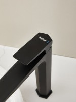 Смеситель для раковины Haiba HB11726-7 черный