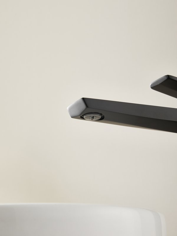 Смеситель для раковины Haiba HB11726-7 черный