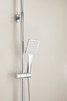 Душевая стойка BELZ B24613 хром