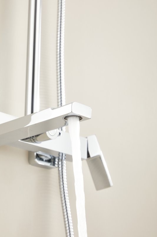 Душевая стойка BELZ B24613 хром