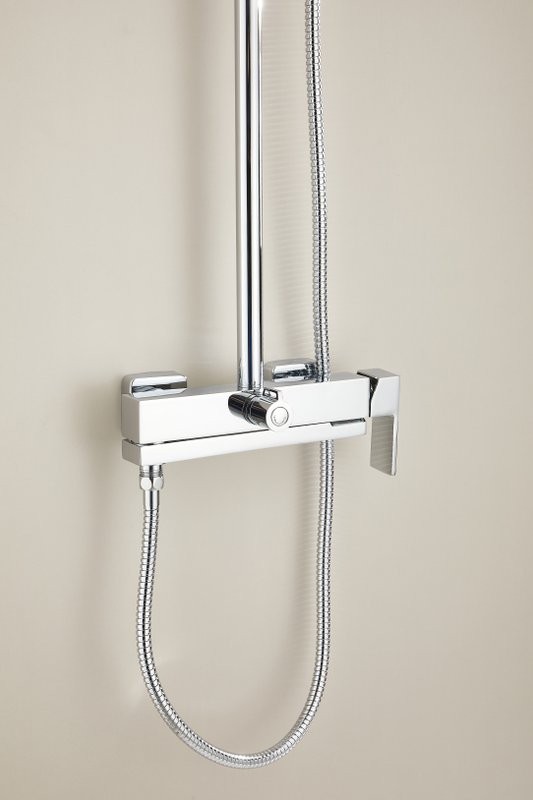 Душевая стойка BELZ B24613 хром