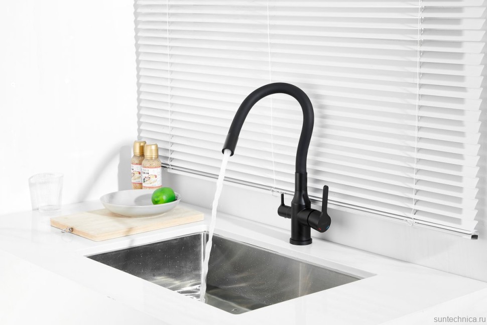 Смеситель для кухни BELZ B814 B76814-7 с гибким изливом, черный