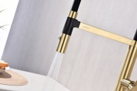 Смеситель для кухни Paulmark Leader Le214101-LG с гибким изливом, светлое золото