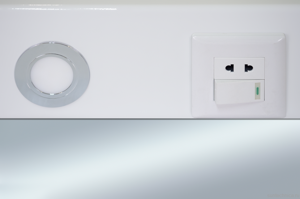 Зеркало Misty Енисей 50 с полкой