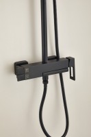 Душевая стойка BELZ B658 B24658-7 матовая черная