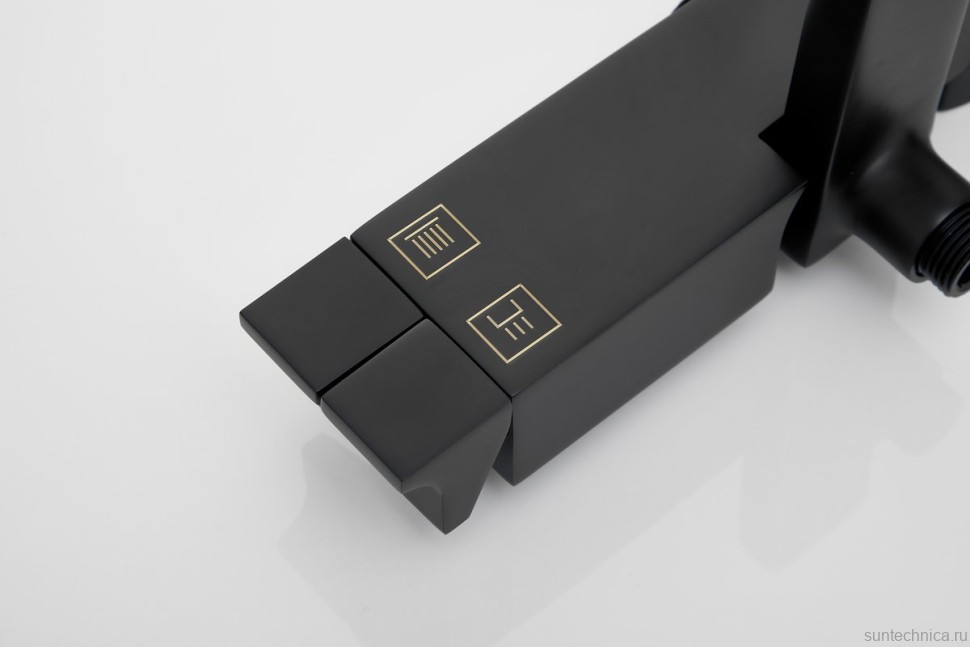 Душевая стойка BELZ B658 B24658-7 матовая черная