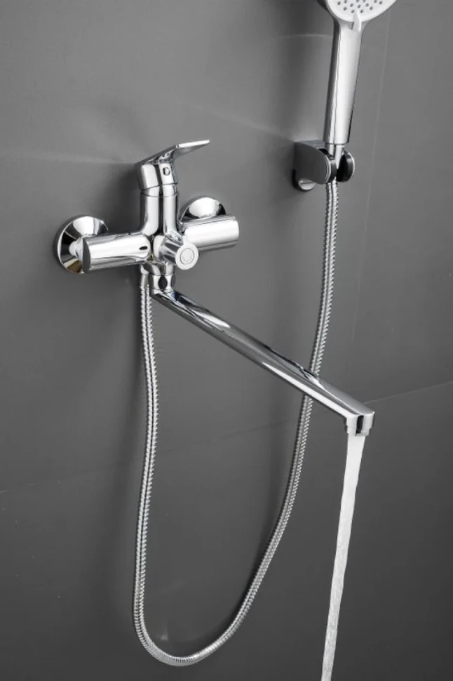 Смеситель с длинным изливом для ванны BELZ B679 B22679 хром
