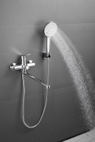 Смеситель с длинным изливом для ванны BELZ B679 B22679 хром