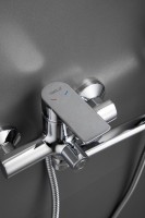 Смеситель с длинным изливом для ванны BELZ B679 B22679 хром