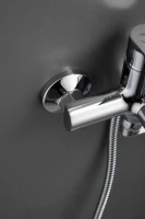 Смеситель с длинным изливом для ванны BELZ B679 B22679 хром