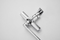 Смеситель с длинным изливом для ванны BELZ B679 B22679 хром