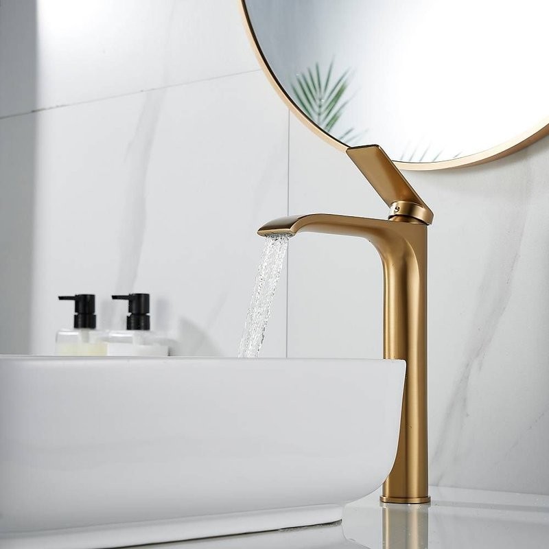 Смеситель для раковины высокий Shevanik S4111G, золотой сатин