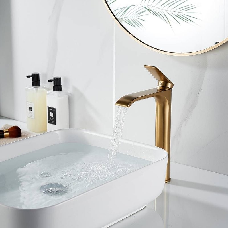 Смеситель для раковины высокий Shevanik S4111G, золотой сатин