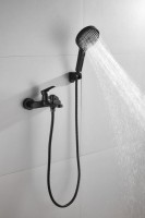 Смеситель для ванны с душем BELZ B713 B61713-7 черный Смеситель для ванны с душем BELZ B713 B61713-7 черный