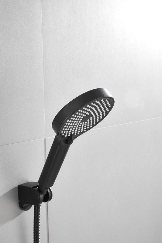 Смеситель для ванны с душем BELZ B713 B61713-7 черный