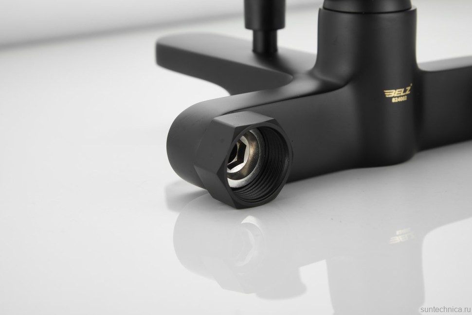 Смеситель для ванны с душем BELZ B713 B61713-7 черный