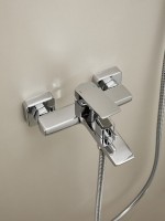 Смеситель для ванны с душем Haiba HB60726 хром Смеситель для ванны с душем Haiba HB60726 хром