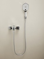 Смеситель для ванны с душем Haiba HB60726 хром Смеситель для ванны с душем Haiba HB60726 хром