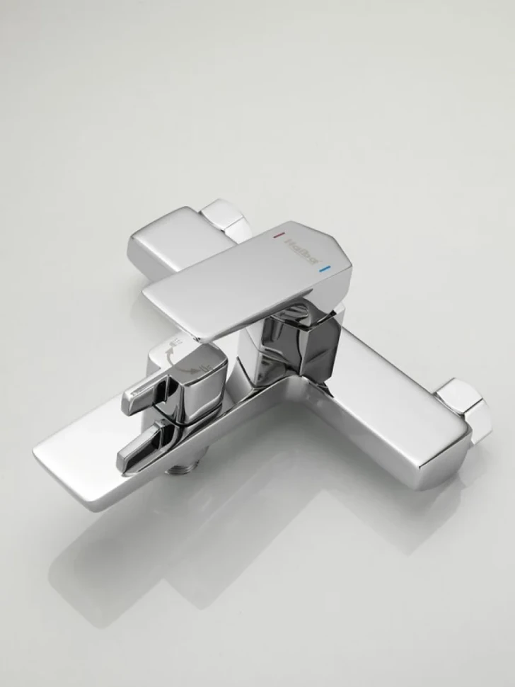 Смеситель для ванны с душем Haiba HB60726 хром