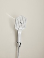 Смеситель для ванны с душем Haiba HB60726 хром Смеситель для ванны с душем Haiba HB60726 хром