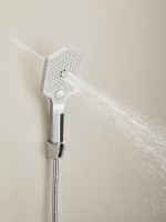 Смеситель для ванны с душем Haiba HB60726 хром Смеситель для ванны с душем Haiba HB60726 хром